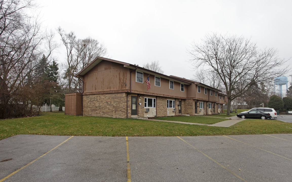 Woodview Park Apartments in Delavan, WI - Building Photo