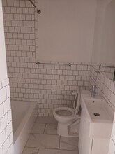 609 Broadway in Kingston, NY - Building Photo - Building Photo