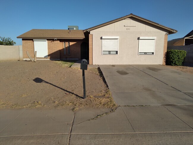 property at 6101 W McKinley St