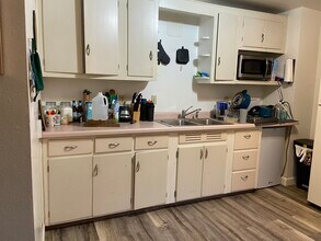 2284 Jackson St, Unit 2286 in Dubuque, IA - Building Photo - Building Photo