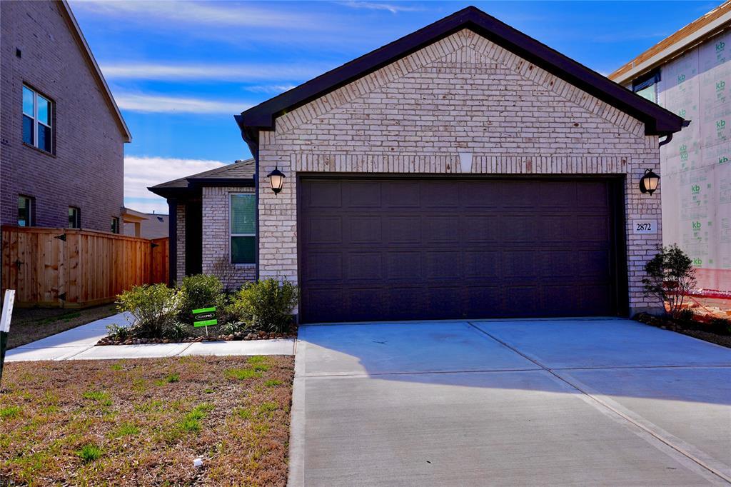 2872 Shimmer Edge Dr in Katy, TX - Building Photo