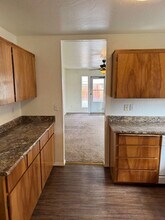 118 N Shasta Ave in Eagle Point, OR - Building Photo - Building Photo