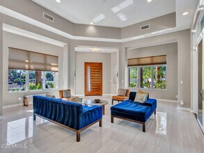 6031 E Paradise Dr in Scottsdale, AZ - Building Photo - Building Photo