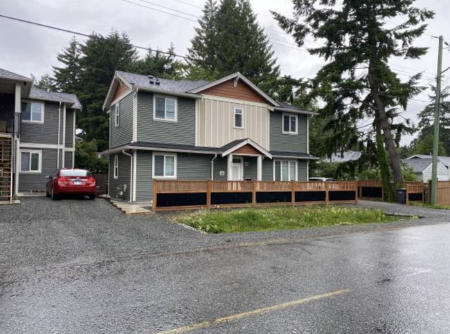 property at 1801 Hallen Ave