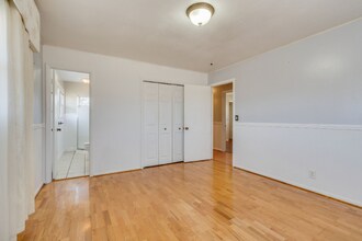 4805 Linda Ct in Kingsport, TN - Foto de edificio - Building Photo