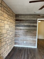 1015 N 14th St in Killeen, TX - Building Photo