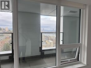 823 Carnarvon St in New Westminster, BC - Building Photo - Building Photo