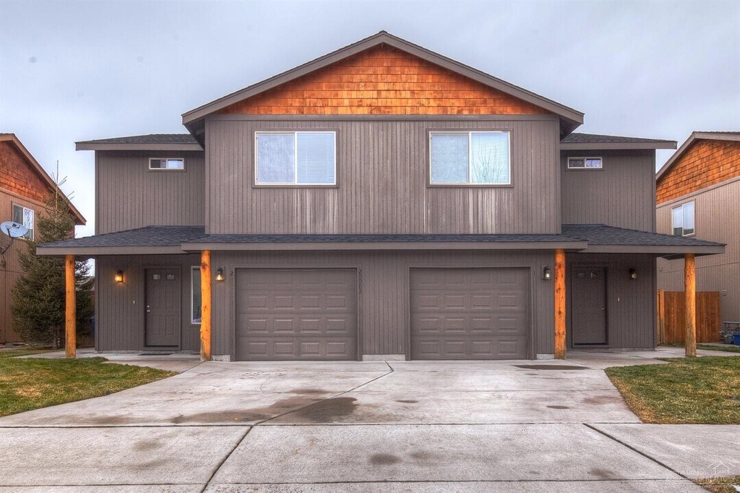20082 Porter Pl in Bend, OR - Building Photo