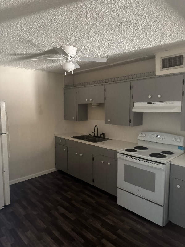 110 Farm to Market 82 in Kirbyville, TX - Building Photo - Building Photo