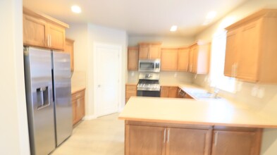 20437 SE Senden Ln in Bend, OR - Building Photo - Building Photo