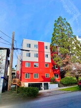 A&T Investments in Seattle, WA - Building Photo - Building Photo