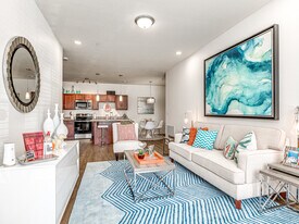 The Parc at East Fifty First in Tulsa, OK - Building Photo