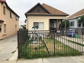 2331 Johnston St in Los Angeles, CA - Building Photo - Building Photo