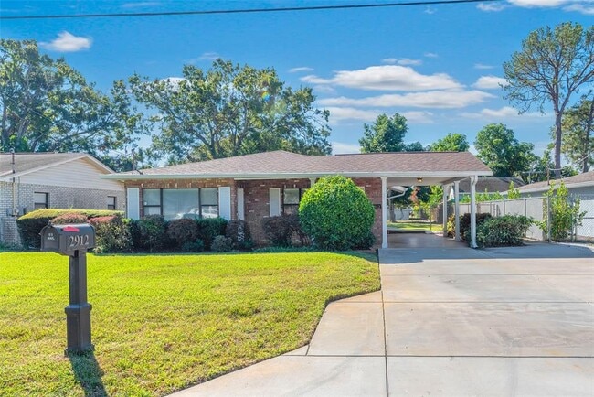 2912 W Lake Ave in Tampa, FL - Building Photo - Building Photo