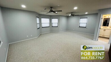 134 Bennetts Bridge Rd in Greer, SC - Foto de edificio - Building Photo