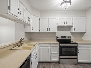 2909 W 81st Ave in Westminster, CO - Building Photo - Building Photo