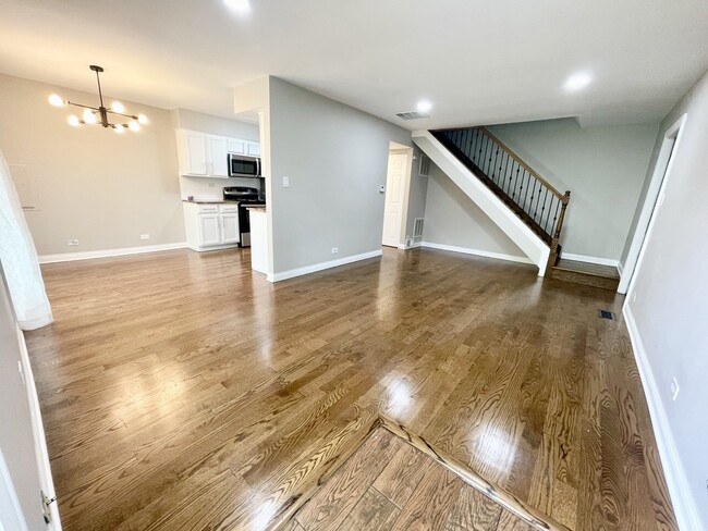 2342 Old Kings Ct in Schaumburg, IL - Building Photo - Building Photo