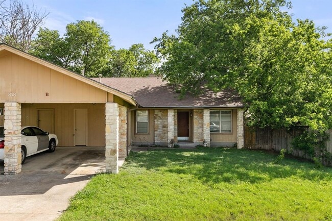 property at 818 Sirocco Dr