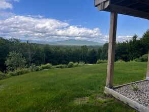 14 Maplewood Rd, Unit 1 in Center Ossipee, NH - Building Photo - Building Photo