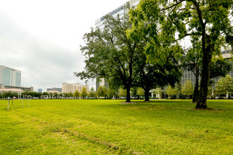 Gables Post Oak Tower in Houston, TX - Building Photo - Building Photo