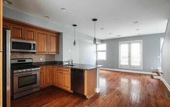 1908 Webster St in Philadelphia, PA - Building Photo - Building Photo