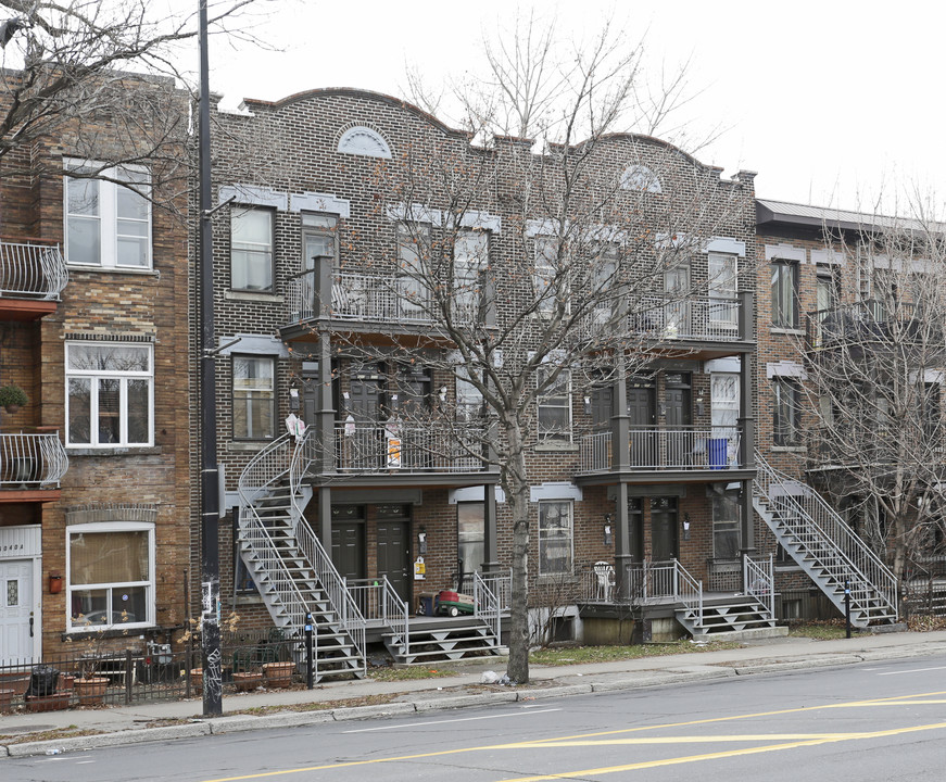 6048-6052 du Parc in Montréal, QC - Building Photo