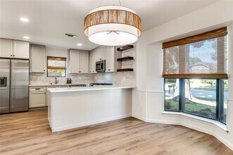 302 Faircrest Dr in Garland, TX - Building Photo - Building Photo