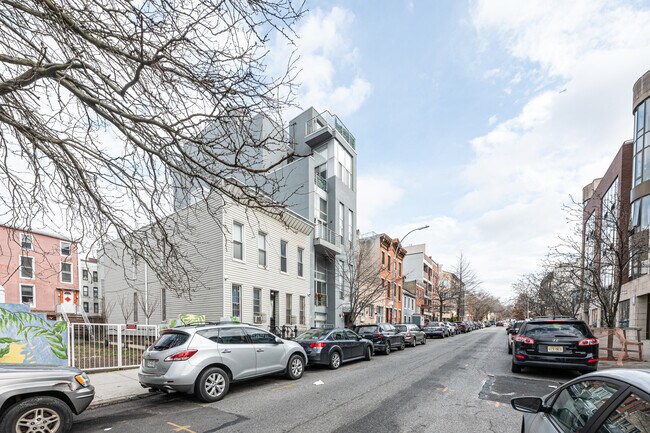 231 16th St in Brooklyn, NY - Building Photo - Building Photo
