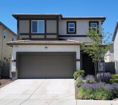 3755 Arborhill Way in Sacramento, CA - Building Photo