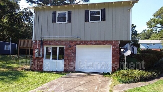 948 Longview Cir in Adamsville, AL - Building Photo - Building Photo