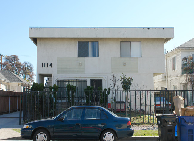 1114 N Edgemont St in Los Angeles, CA - Building Photo - Building Photo