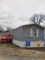 154 Maple Dr in Belton, MO - Building Photo