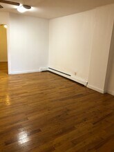 75 Powers St, Unit 1 in Brooklyn, NY - Building Photo - Building Photo