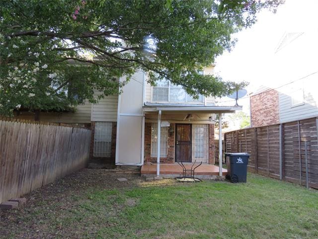 1520 Creek Bank Ln in Arlington, TX - Building Photo - Building Photo