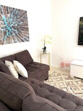 4615 N Miami Ave-Unit -U in Miami, FL - Building Photo - Building Photo