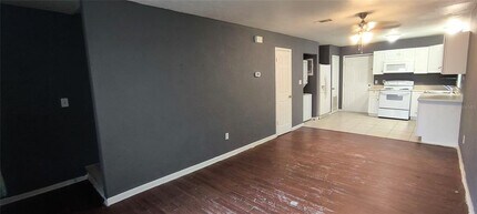 2640 SW 31st Pl in Gainesville, FL - Building Photo - Building Photo