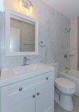 128 Rockefeller Rd in Delmar, NY - Building Photo - Building Photo