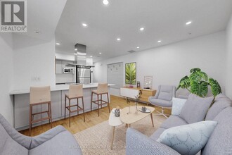 40 Merchant Ln in Toronto, ON - Building Photo - Building Photo