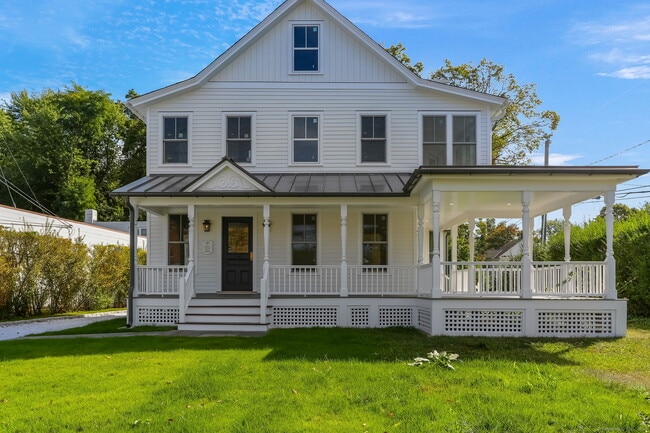 property at 134 Rowayton Ave