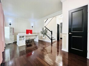 2409 Glouster Pointe Dr in Dumfries, VA - Building Photo - Building Photo