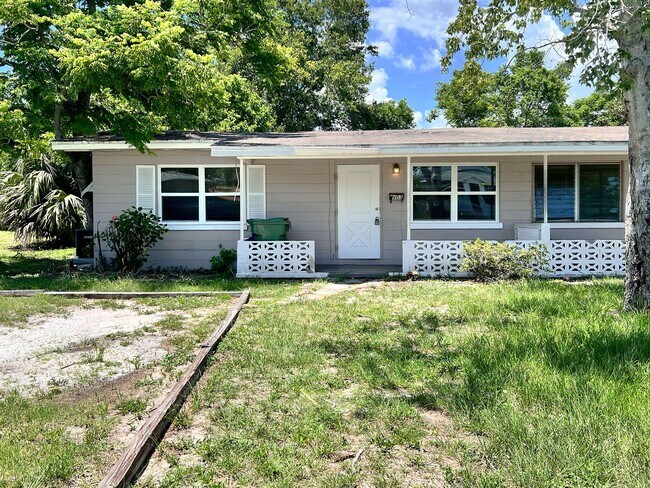 property at 503 Ave H SE