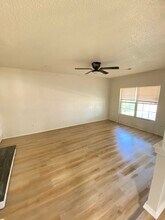 2105 Linda Ln in Del City, OK - Foto de edificio - Building Photo
