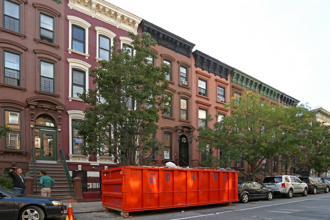 14 E 126th St in New York, NY - Foto de edificio