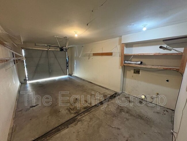 2408 W Packwood Dr in Visalia, CA - Building Photo - Building Photo