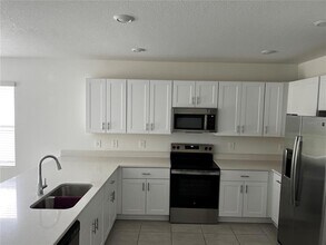 5740 Le Marin Wy in Kissimmee, FL - Building Photo - Building Photo