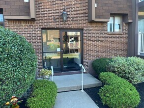 3952 Ridge Lea Rd in Buffalo, NY - Building Photo - Building Photo
