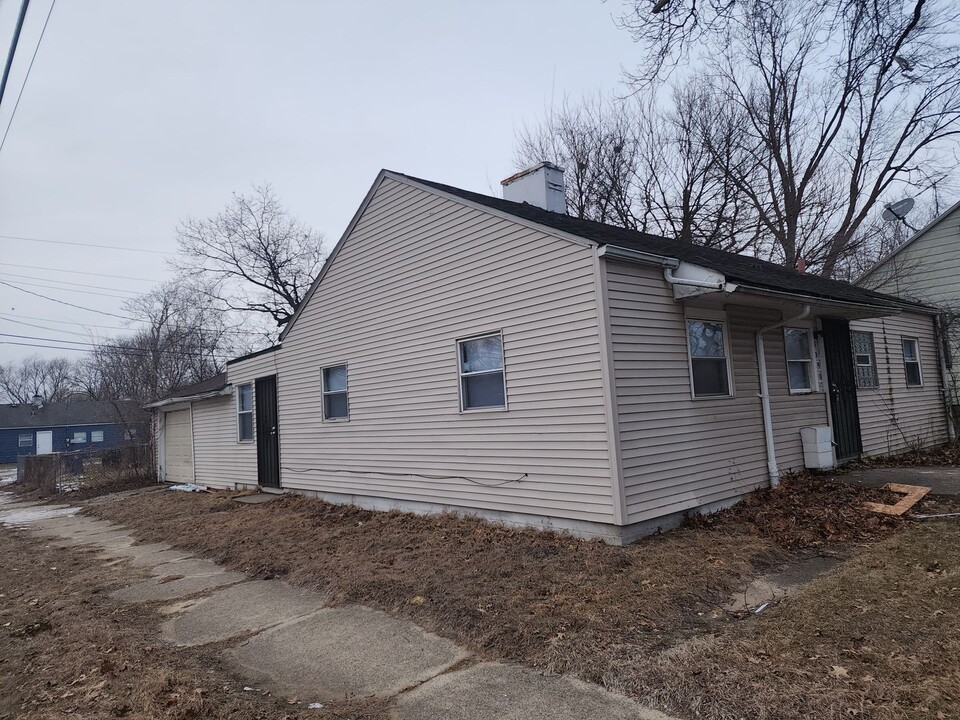 4090 Tyler St in Gary, IN - Building Photo