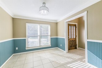2207 St James Pl in Pearland, TX - Foto de edificio - Building Photo