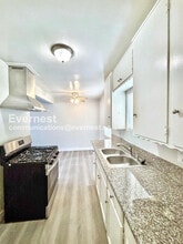 1434 Plaza del Amo in Torrance, CA - Building Photo - Building Photo