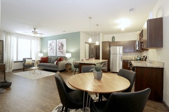 Springs At South Elgin in South Elgin, IL - Building Photo - Interior Photo
